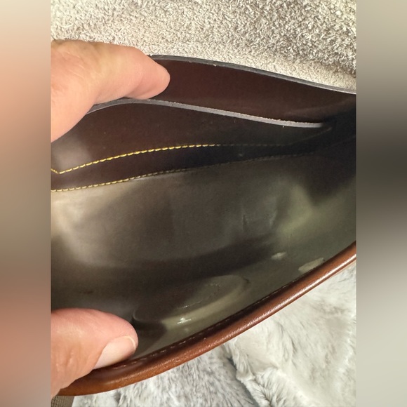 Dooney & Bourke - Duck Crossbody Bag - EUC - White Pebbled Leather & Webbed Body - Picture 7 of 11